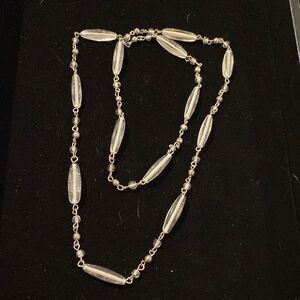 J8) -30” long Vintage Silver & Lucite Necklace EUC